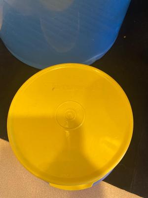 TUPPERWARE CONTAINERS AND STRAINERS