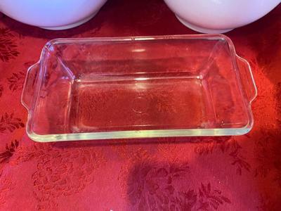 MIXING BOWLS, LIQUID MEASURING CUPS, AND GLASS BAKING DISH
