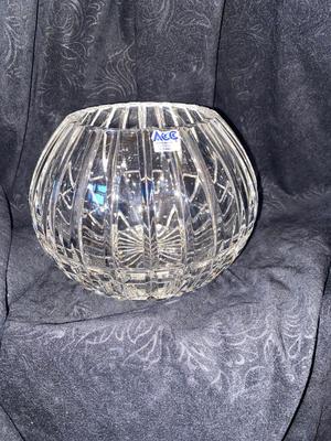 ABSOLUTELY GORGEOUS HAND CUT LEAD CRYSTAL ROSE BOWL