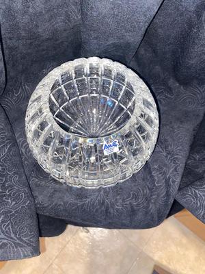 ABSOLUTELY GORGEOUS HAND CUT LEAD CRYSTAL ROSE BOWL
