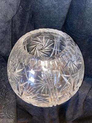 BIG BEAUTIFUL VTG BOHEMIAN CZECH HAND CUT LEAD CRYSTAL ROSE BOWL