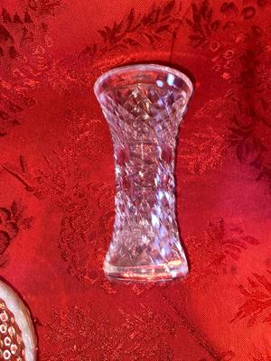 VINTAGE FENTON HOBNAIL MOONSTONE SEPARATED CANDY/SERVING DISH & LEAD CRYSTAL VASES