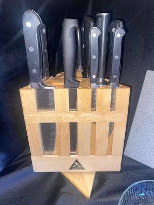 SABER KNIVES IN BLOCK, STONE. CUTTING BOARD, AND VTG GLASS JUICER