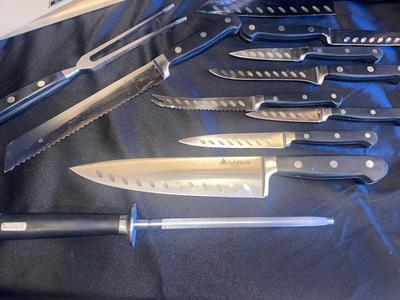 SABER KNIVES IN BLOCK, STONE. CUTTING BOARD, AND VTG GLASS JUICER