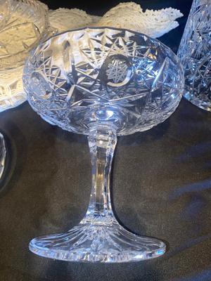 LEAD CRYSTAL DISHES AND TABLE RUNNER