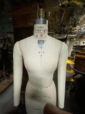 Wolf Form Co dress form
