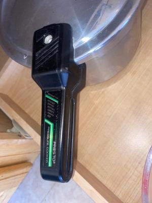 PRESTO PRESSURE COOKER, SERVING/SLASH MIXING BOWLS, AND AN OKO LIQUID MEASURING CUP
