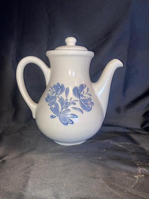 PFALTZGRAFF COFFEE POT, SIGNED POTTERY PIE PAN AND SIGNED BOWL