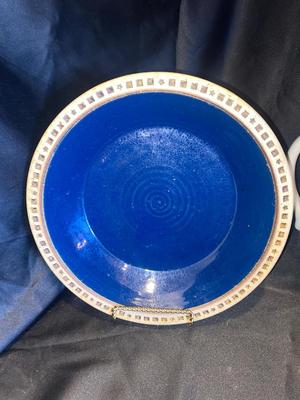 PFALTZGRAFF COFFEE POT, SIGNED POTTERY PIE PAN AND SIGNED BOWL