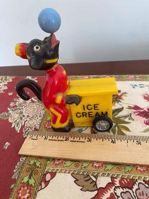 MARX ICE CREAM PEDDLER ACROBAT MONKEY FRICTION TOY