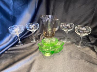 VINTAGE GLASSWARE AND DOILY