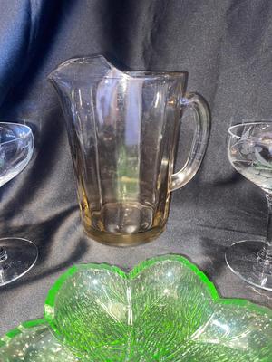VINTAGE GLASSWARE AND DOILY
