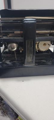 L.C. Smith & Bros typewriter c1925