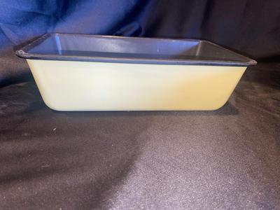 CORNING WARE BAKING DISHES AND ENAMEL WARE BREAD PAN