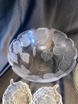 DECORATIVE DISHES