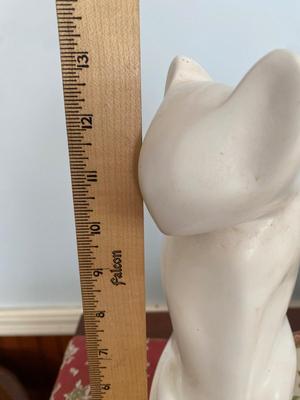 Vintage The Cat Sculpture Signed "Lo Li Ching" Art Nouveau Vanilla Creme Cast In Foundry Stone 13.5" Tall