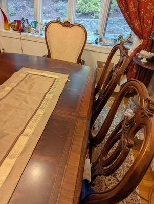 Dining Room Table With 8 Chairs