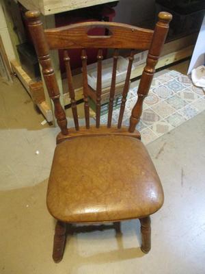 Vintage VA House Vinyl Seat Chair