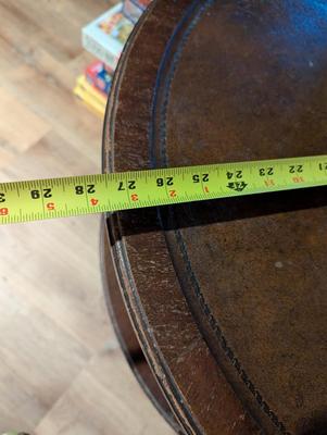 Round Federal Style Mahogany Table