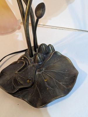 Pond Lily 3 Light Floral Lamp Tiffany Style