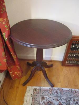 Rosewood Satin Round Side Table