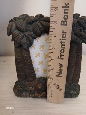 Black jewelry box - Jungle themed soap dispenser and a picture frame