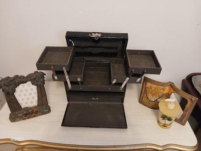 Black jewelry box - Jungle themed soap dispenser and a picture frame