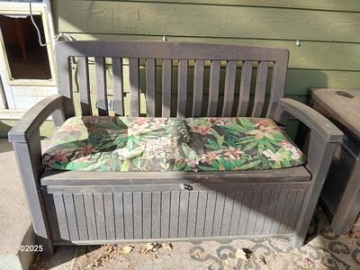 Keter garden bench with storage under the seat