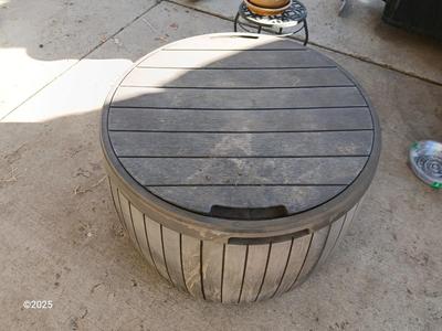 Round Keter table / Patio Storage box