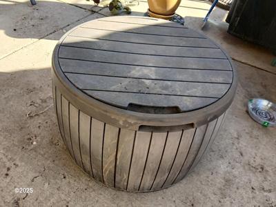Round Keter table / Patio Storage box