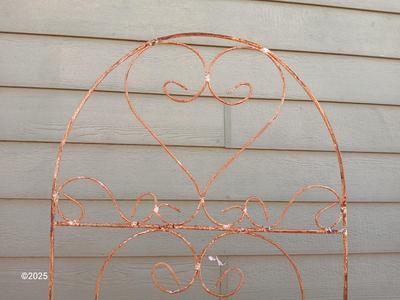 Antique Iron - heavy metal garden trellis (1 of 3)