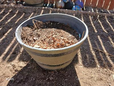 Dura plastic Planter - Flowerpot - Whisky barrel look pot (1 of 3)