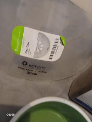 For the dogs & cats - Feed bowls - Safety cone - kennel cover- and more