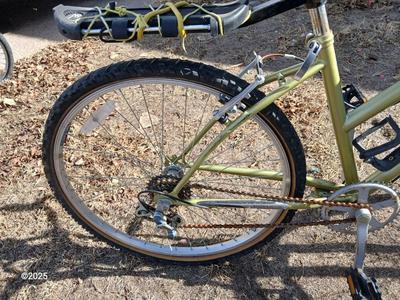 Huffy Broadmoor Adult Bicycle