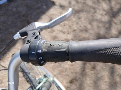 Huffy Broadmoor Adult Bicycle
