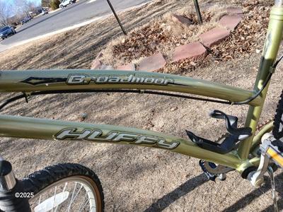Huffy Broadmoor Adult Bicycle