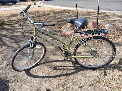 Huffy Broadmoor Adult Bicycle