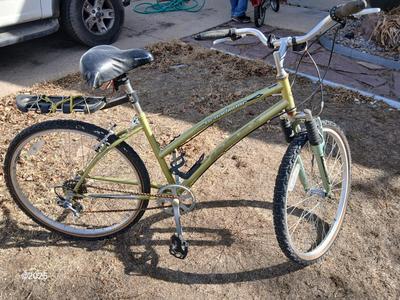 Huffy Broadmoor Adult Bicycle