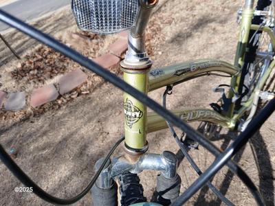 Huffy Broadmoor Adult Bicycle