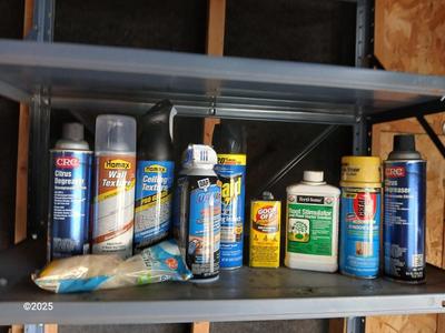 Variety Household chemicals - wall texture - Raid - Goof off and self-adhesive floor tiles