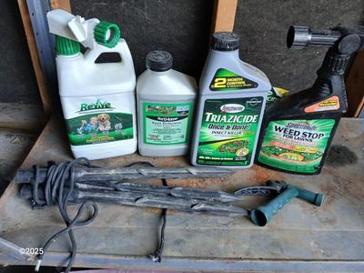 Yard and Garden chemicals - Hand held small Garden tools and hose attachments