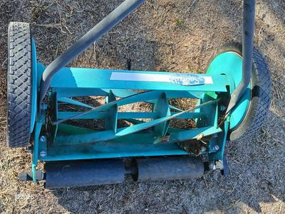 Scotts Push lawn mower