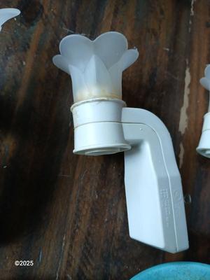 Scentsy like nightlight burners and electric Bath & Body Works White Flower Top Wallflower Plug in Diffusers