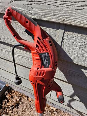 Black and decker electric weed eater