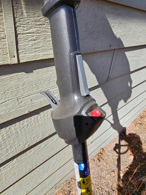 Like new Craftsman Gas-powered weed eater / trimmer