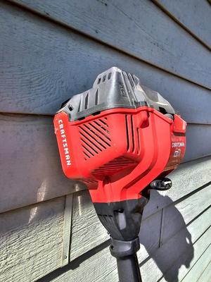 Like new Craftsman Gas-powered weed eater / trimmer