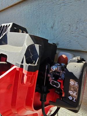 Like new Craftsman Gas-powered weed eater / trimmer