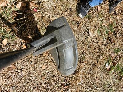 Like new Craftsman Gas-powered weed eater / trimmer