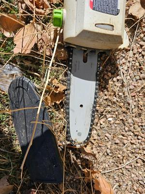 Like new Portland Electric pole saw