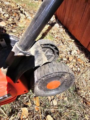 Electric Black and Decker Grass / sidewalk Edger